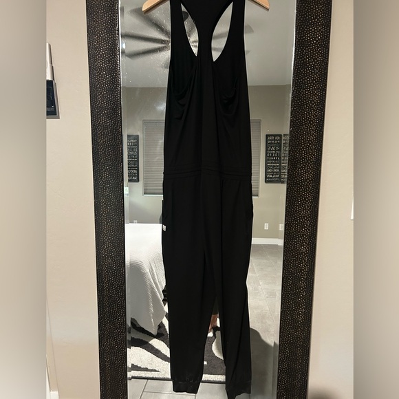 Vuori Lux Romper - Picture 3 of 5